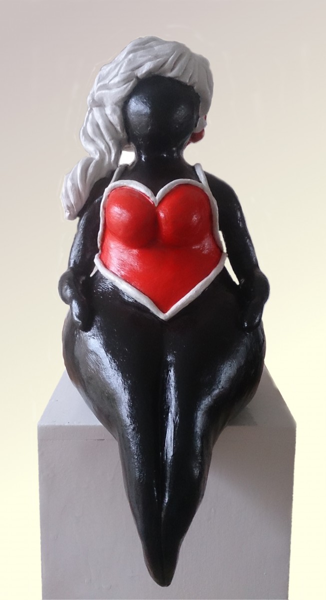 Artist Elisa Höhne - sculpture Ruby (front side)